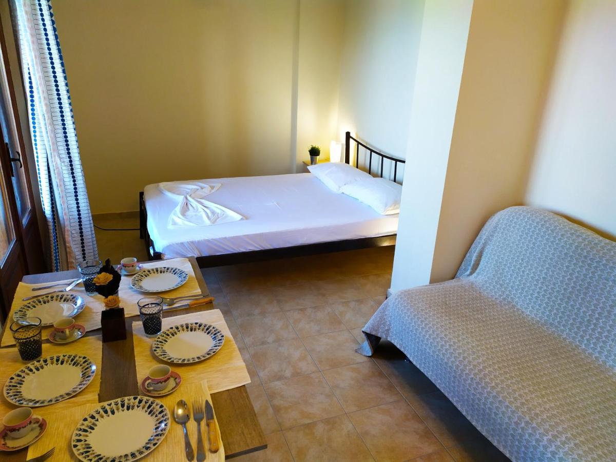 Villa Leonidas Greecefiloxenia Lefokastro Eksteriør billede