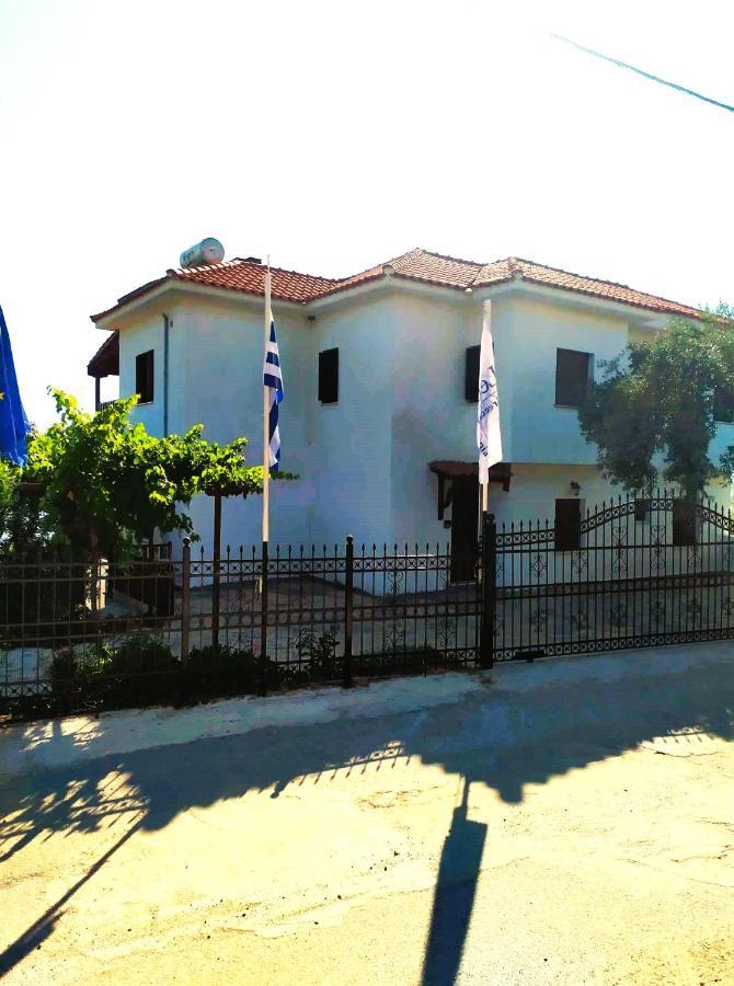 Villa Leonidas Greecefiloxenia Lefokastro Eksteriør billede